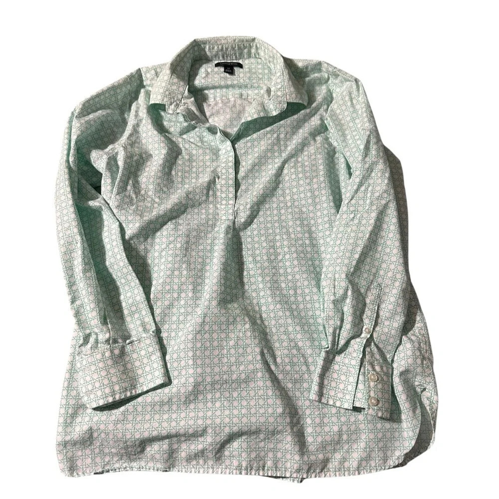 Lands End women's size 12 green and whitete button down, long sleeve shirt
